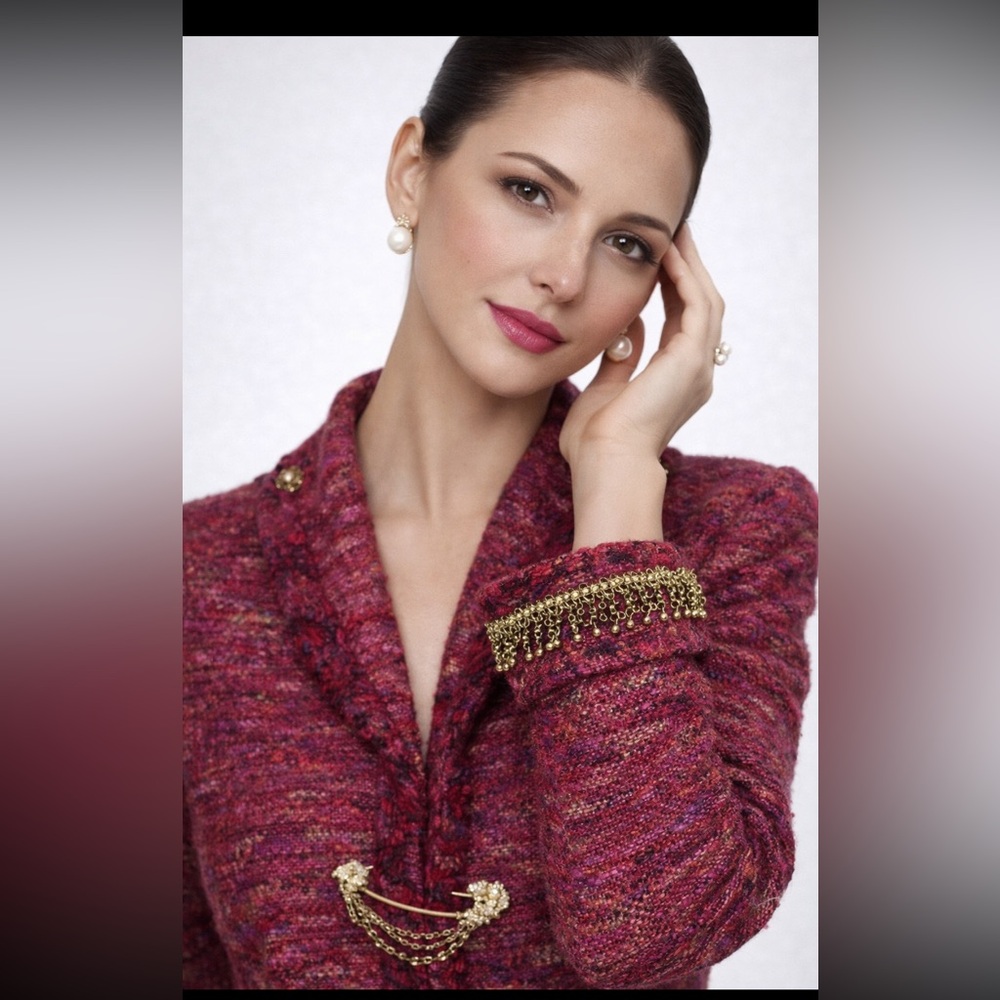 ST. JOHN couture Tweed Jacket Rich Burgundy gold crystal chain beaded fringe - Picture 11 of 17